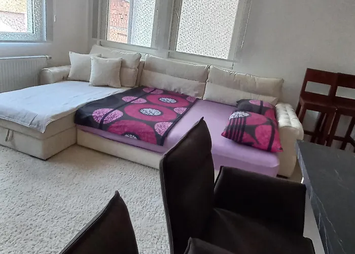 Cemo Апартаменты