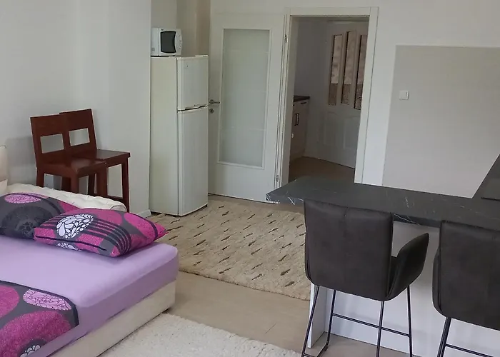 Cemo Апартаменты *